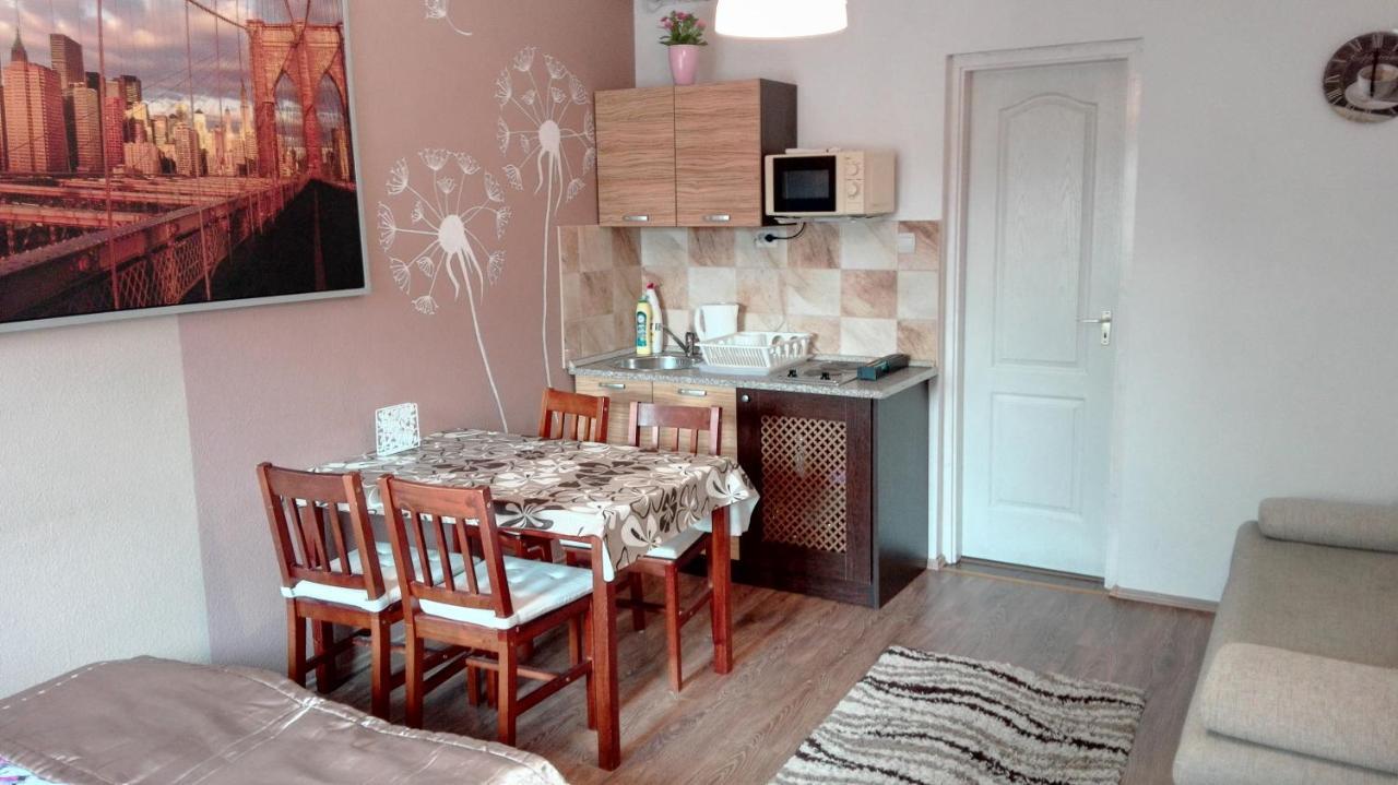Sunshine Apartman Apartment Siofok Exterior photo